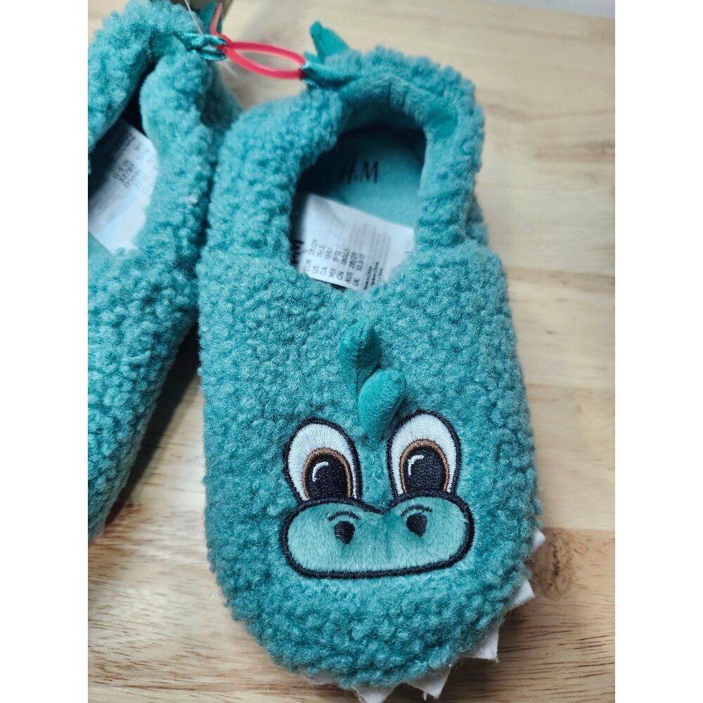 H&M dinosaur slipper Size US 11-12 kids